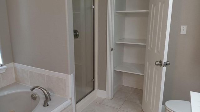 5625 County Road 45, Angleton, TX 77515