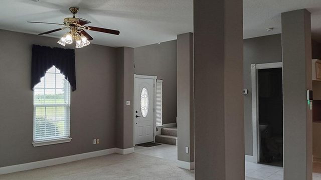 5625 County Road 45, Angleton, TX 77515