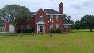 5625 County Road 45, Angleton, TX 77515