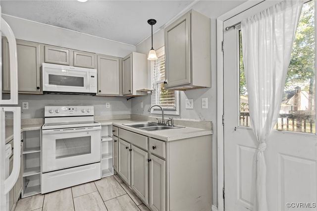 6009 Simplicity Ct, Chesterfield, VA 23832
