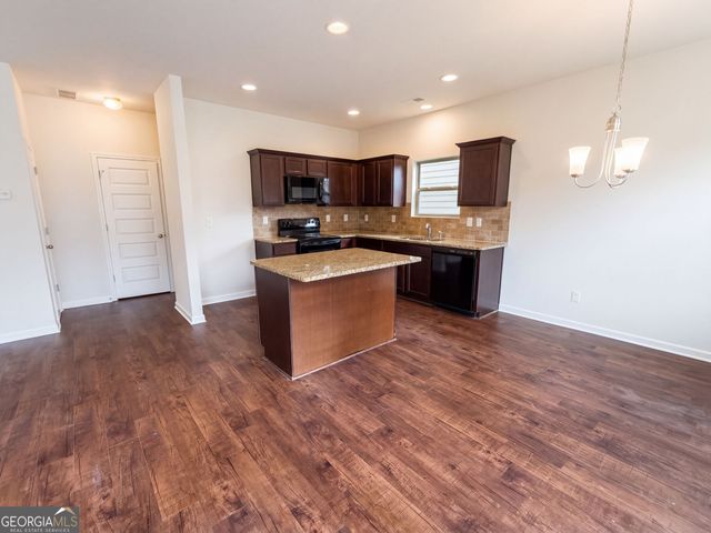 11828 Lovejoy Crossing Boulevard, Lovejoy, GA 30228