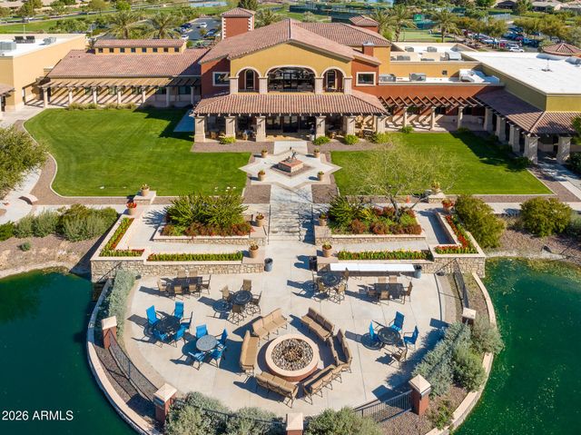 42826 W DARTER Drive, Maricopa, AZ 85138