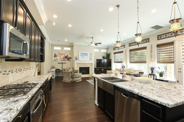 13342 Stoneleigh Terrace Drive, Houston, TX 77077