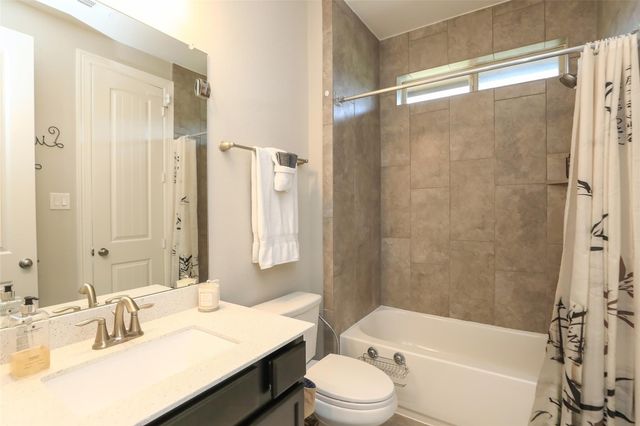 13342 Stoneleigh Terrace Drive, Houston, TX 77077