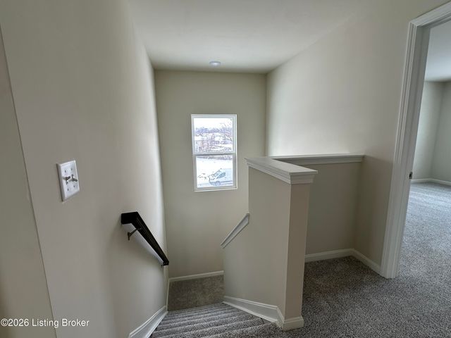 8307 Fairmount Rd, Louisville, KY 40291