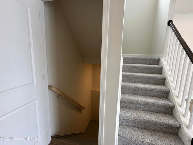 8307 Fairmount Rd, Louisville, KY 40291