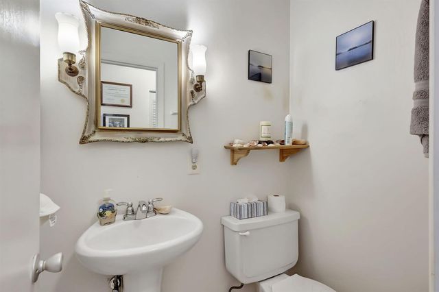 2929 SE Ocean Boulevard 117-7, Stuart, FL 34996