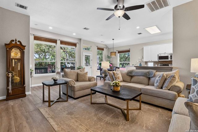 26446 Walden Oak, San Antonio, TX 78260