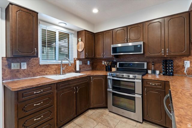 2607 N 100 W, Sunset, UT 84015