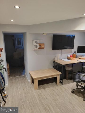 505 APPLE ST, Conshohocken, PA 19428