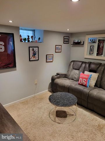 505 APPLE ST, Conshohocken, PA 19428