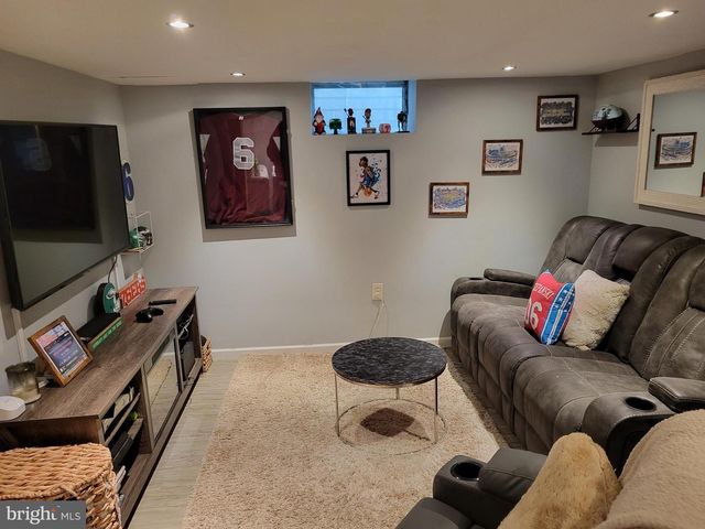 505 APPLE ST, Conshohocken, PA 19428