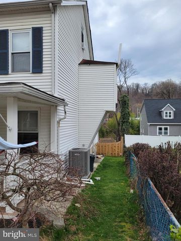 505 APPLE ST, Conshohocken, PA 19428