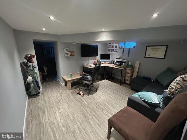 505 APPLE ST, Conshohocken, PA 19428