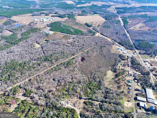 1 Cross Cedar Road, Wrightsville, GA 31096