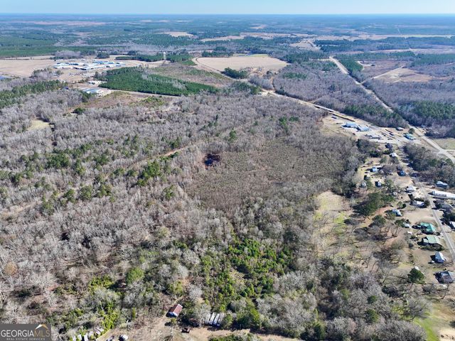 1 Cross Cedar Road, Wrightsville, GA 31096