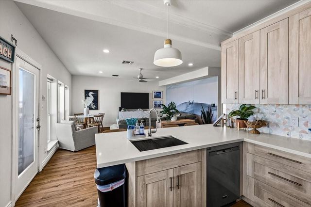 22805 Gulf Drive, Galveston, TX 77554