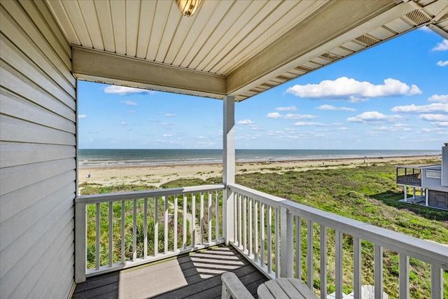 22805 Gulf Drive, Galveston, TX 77554
