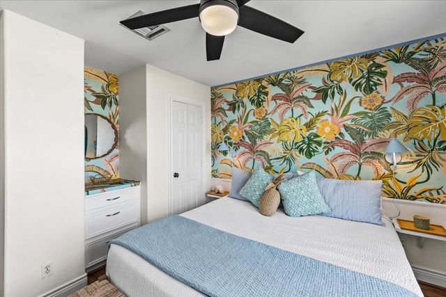 22805 Gulf Drive, Galveston, TX 77554