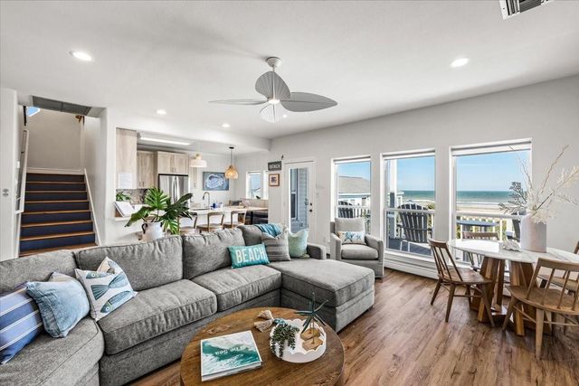 22805 Gulf Drive, Galveston, TX 77554