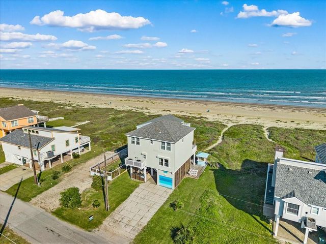 22805 Gulf Drive, Galveston, TX 77554