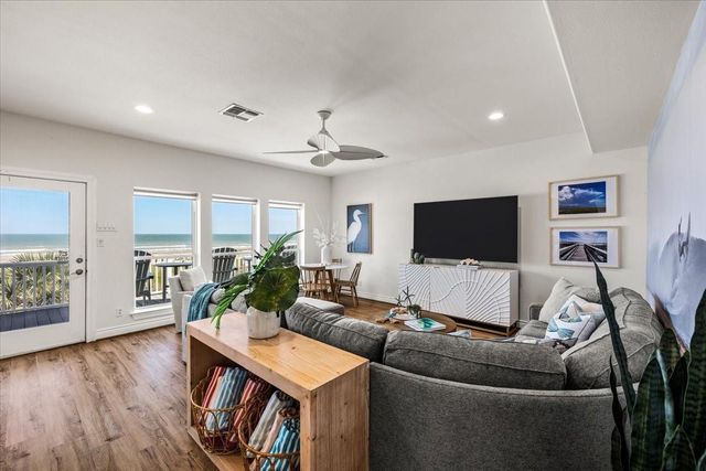22805 Gulf Drive, Galveston, TX 77554