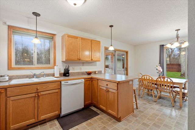 33897 Dancing Bear Drive, Crosslake, MN 56442