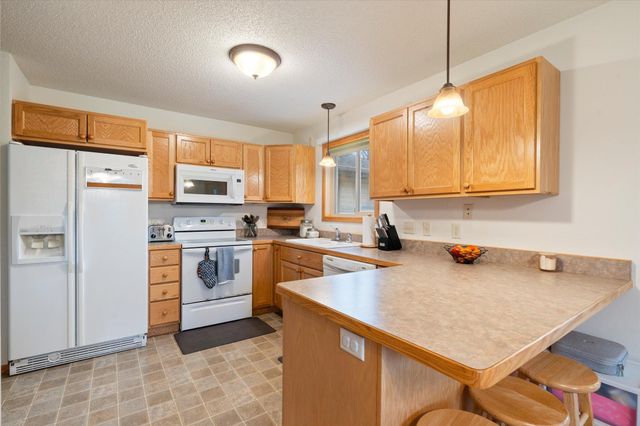 33897 Dancing Bear Drive, Crosslake, MN 56442
