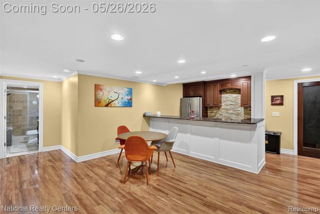 45907 Riviera Drive Drive, Northville, MI 48168