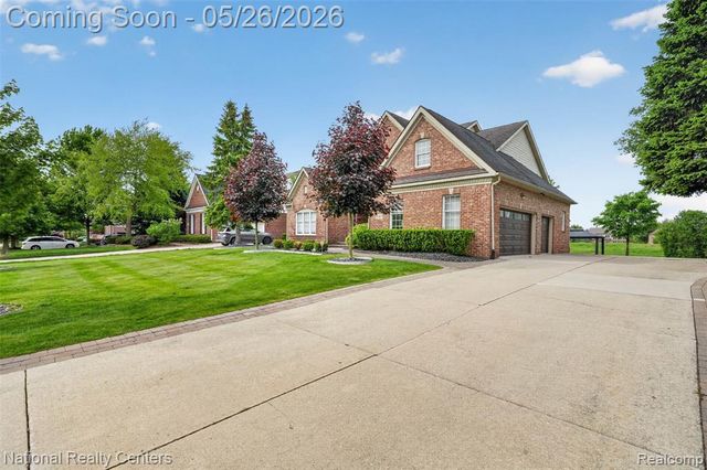 45907 Riviera Drive Drive, Northville, MI 48168