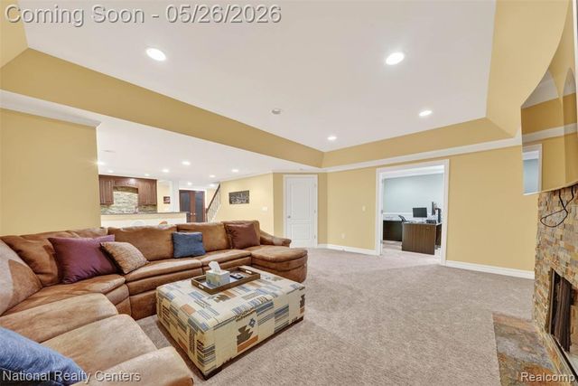 45907 Riviera Drive Drive, Northville, MI 48168