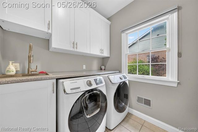 45907 Riviera Drive Drive, Northville, MI 48168