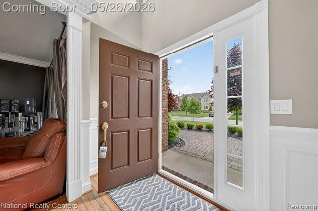 45907 Riviera Drive Drive, Northville, MI 48168