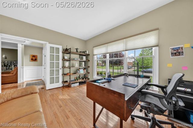 45907 Riviera Drive Drive, Northville, MI 48168
