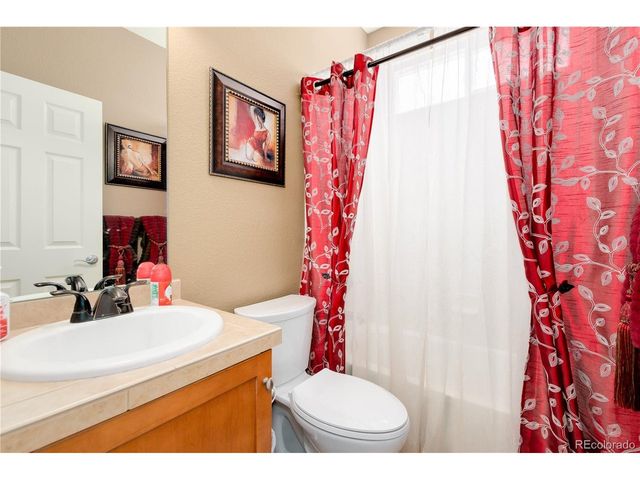 5205 S Haleyville Way, Aurora, CO 80016