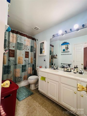 3203 Mannington Drive, Charlotte, NC 28270