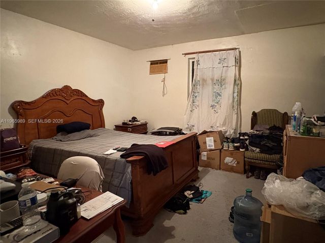 4541 NW 23rd St, Lauderhill, FL 33313