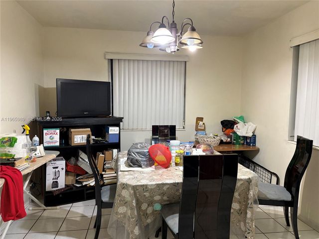 4541 NW 23rd St, Lauderhill, FL 33313