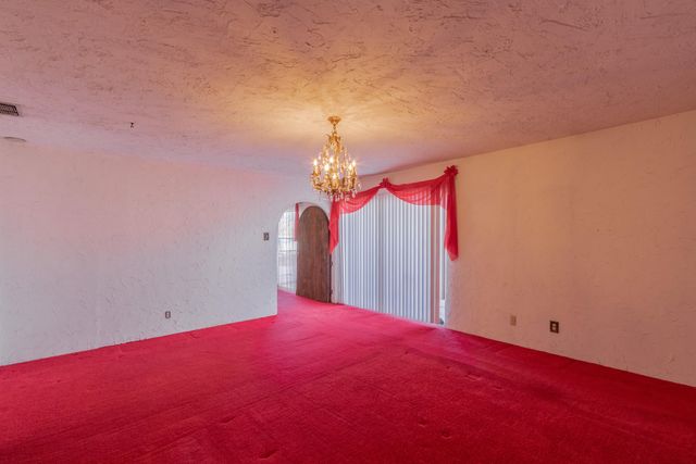 709 80th Street, Lubbock, TX 79404