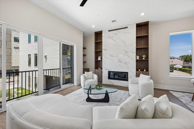 5821 Winsome Lane, Houston, TX 77057