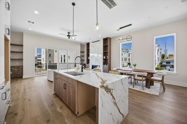 5821 Winsome Lane, Houston, TX 77057
