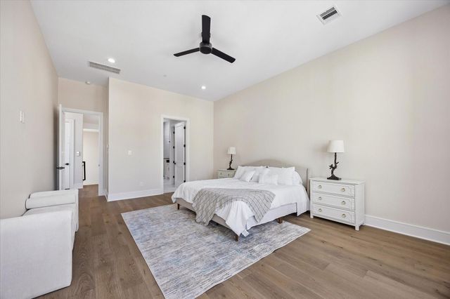 5821 Winsome Lane, Houston, TX 77057