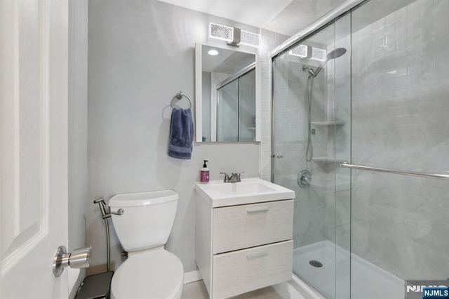 2 Horizon Road 1428, Fort Lee, NJ 07024