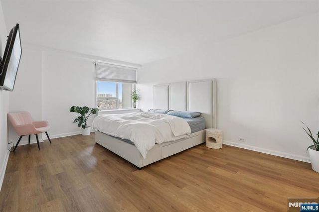 2 Horizon Road 1428, Fort Lee, NJ 07024