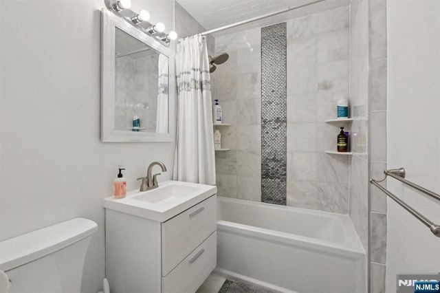 2 Horizon Road 1428, Fort Lee, NJ 07024