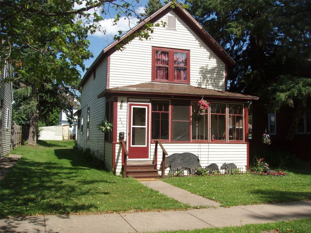 Image 1 of property listing at 341 7th Avenue S, Park Falls, WI 54552