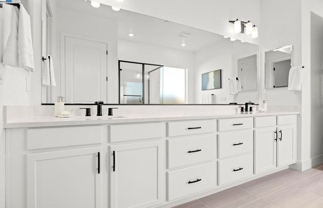 1145 Bradbury Dr, Discovery Bay, CA 94505