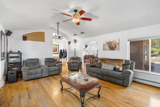 11 Eagle Trail, Tijeras, NM 87059