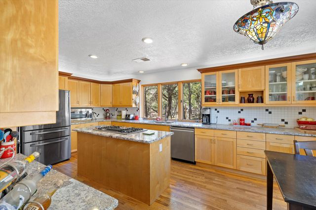 11 Eagle Trail, Tijeras, NM 87059