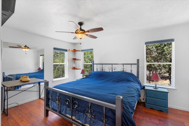 11 Eagle Trail, Tijeras, NM 87059